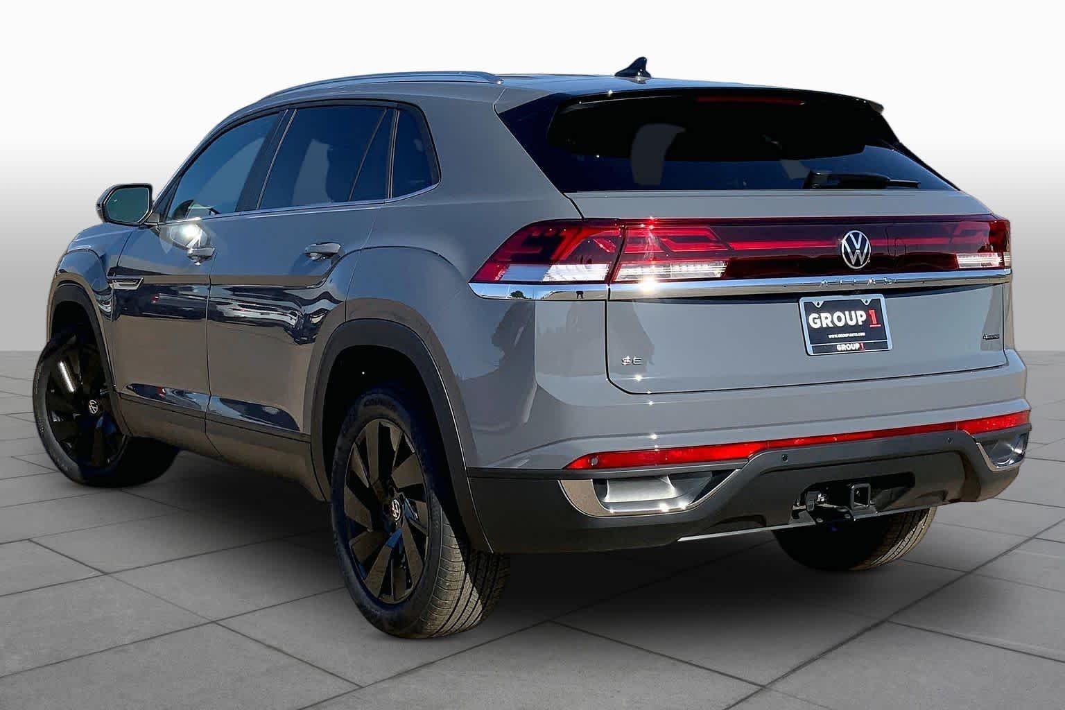 2026 Volkswagen Atlas Cross Sport SE w/Tech - Photo 11