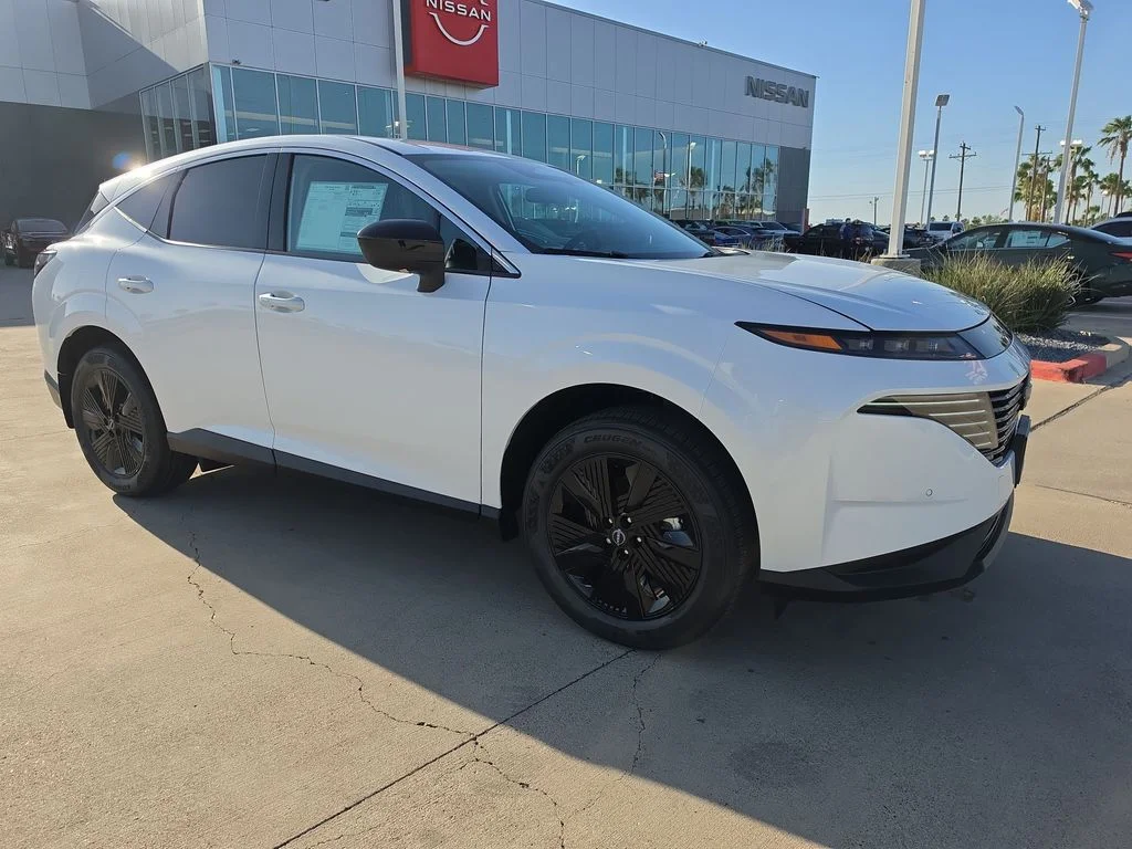 New 2026 Everest White Pearl TriCoat Nissan SV image 9