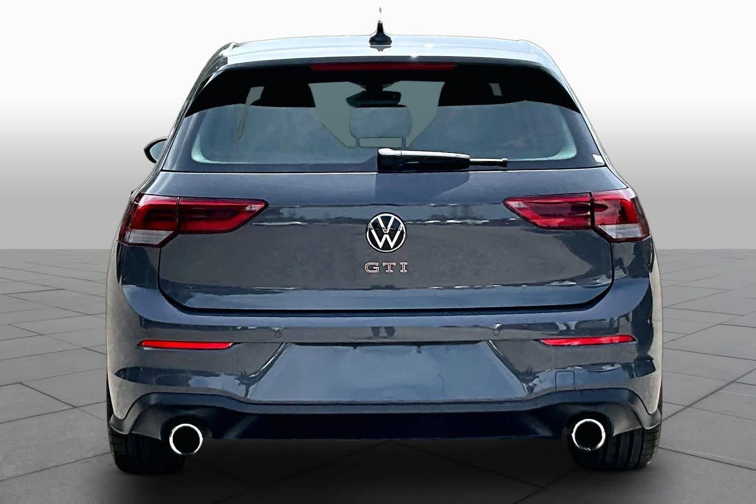 Used 2024 Graphite Gray/Black Roof Volkswagen 380 Autobahn image 5