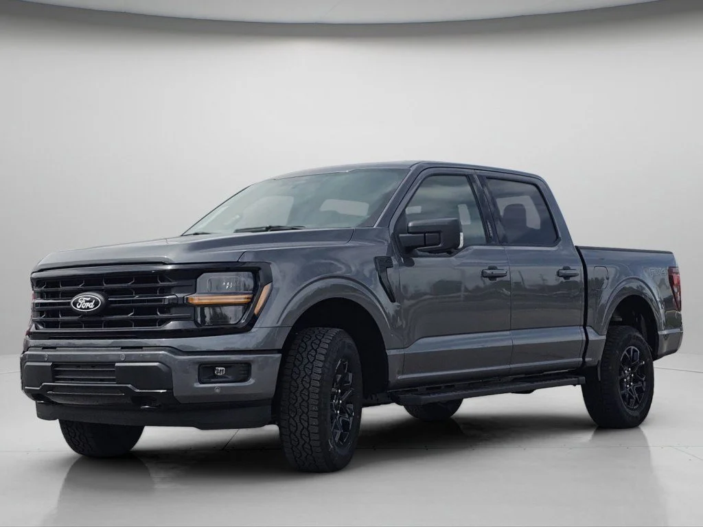 New 2026 Carbonized Gray Metallic Ford XLT image 21