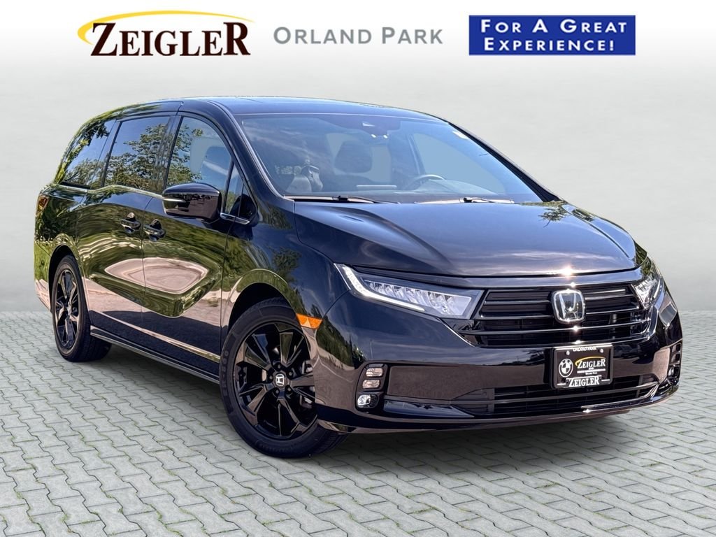 Used 2024  Honda Sport image 1