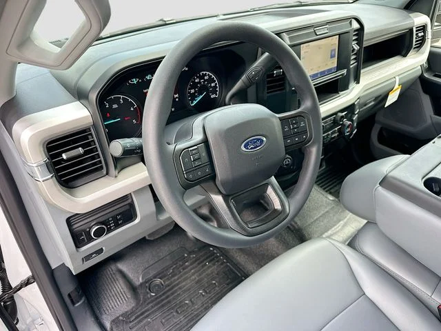 New 2026 Oxford White Ford XL image 6