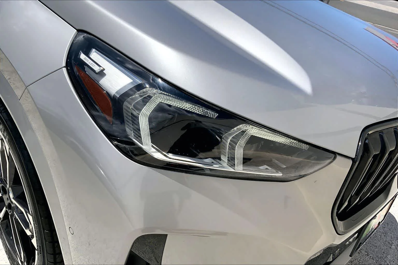 Used 2023 Sil/silver BMW xDrive28i image 31