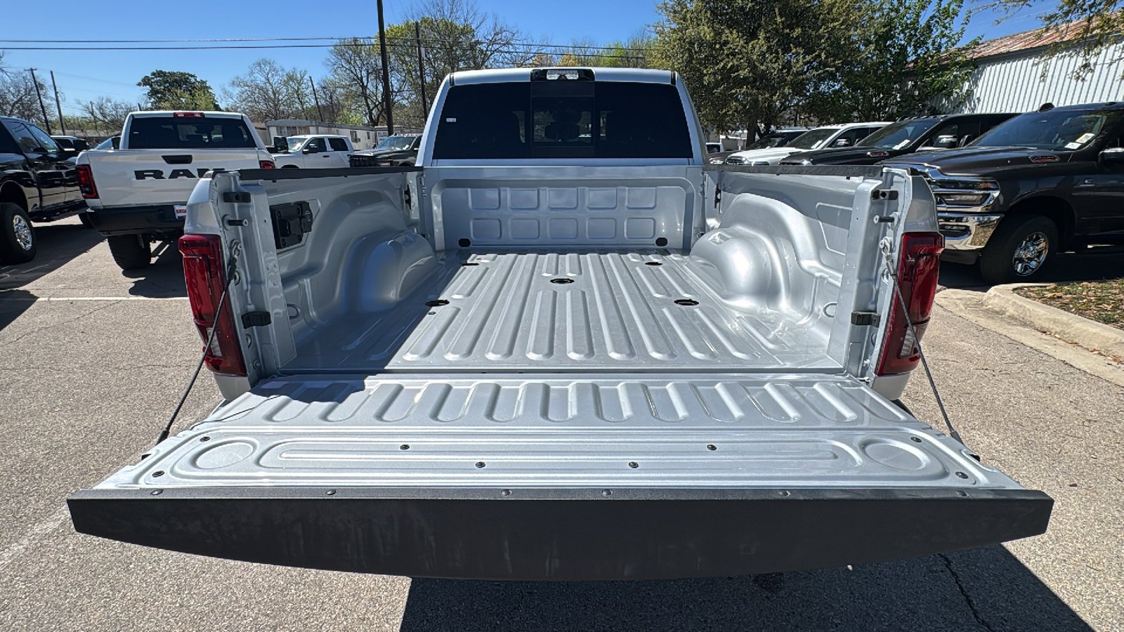 New 2026 Silver-Zynith Exterior Paint RAM Laramie image 23