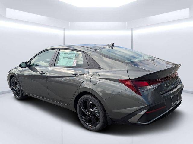 New 2026 Gray Hyundai SEL Sport image 5
