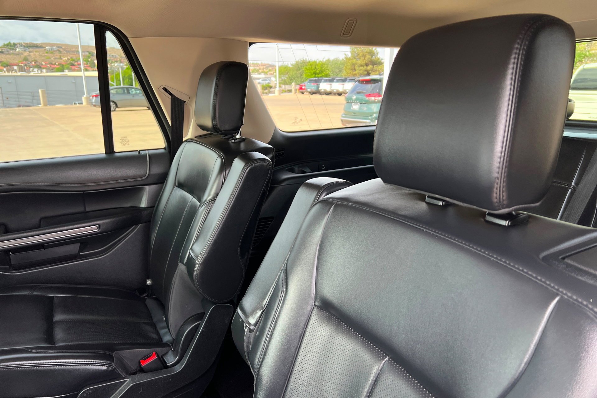 Used 2022 Silver Ford XLT image 21