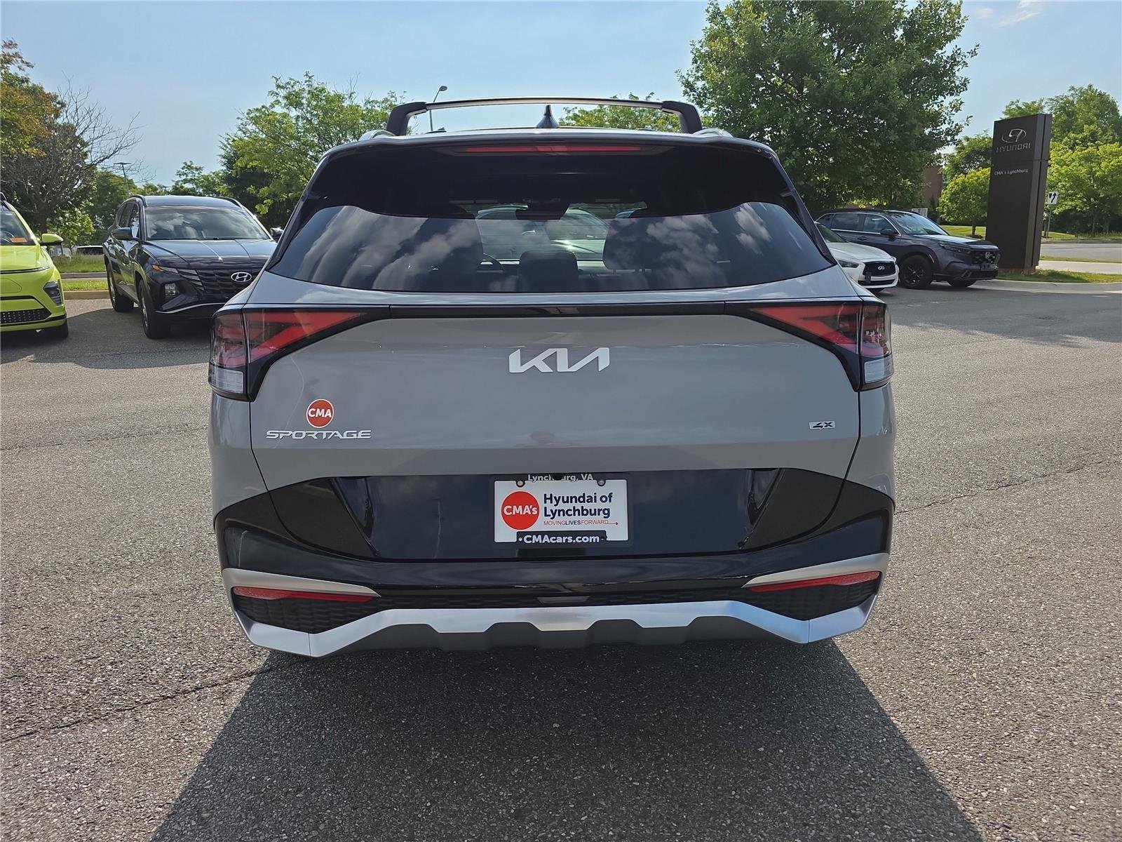 Used 2025 Wolf Gray Kia SX-Prestige image 16