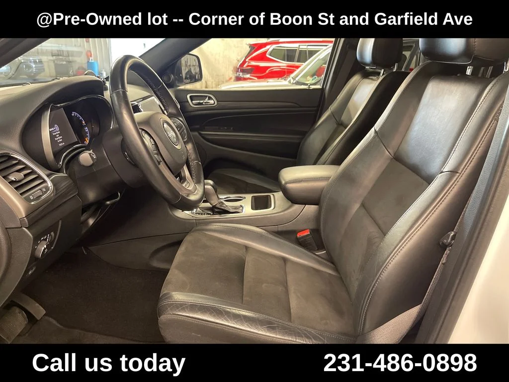 Used 2022 White Jeep Laredo X image 14