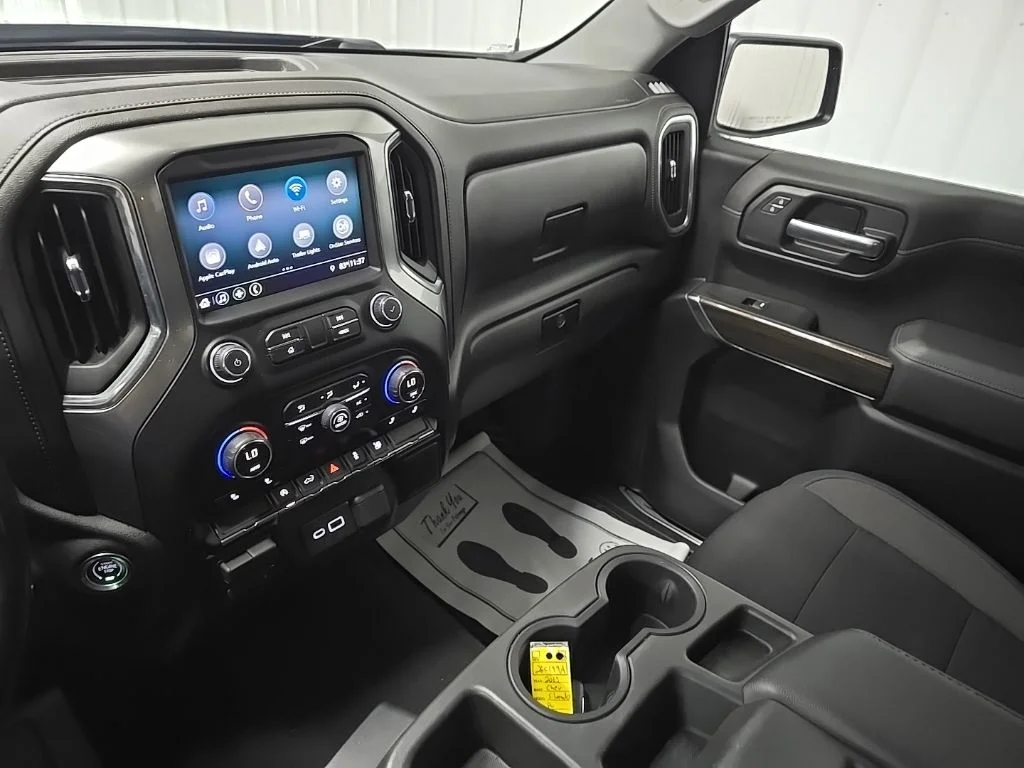 Used 2019 Blue Chevrolet LT image 25