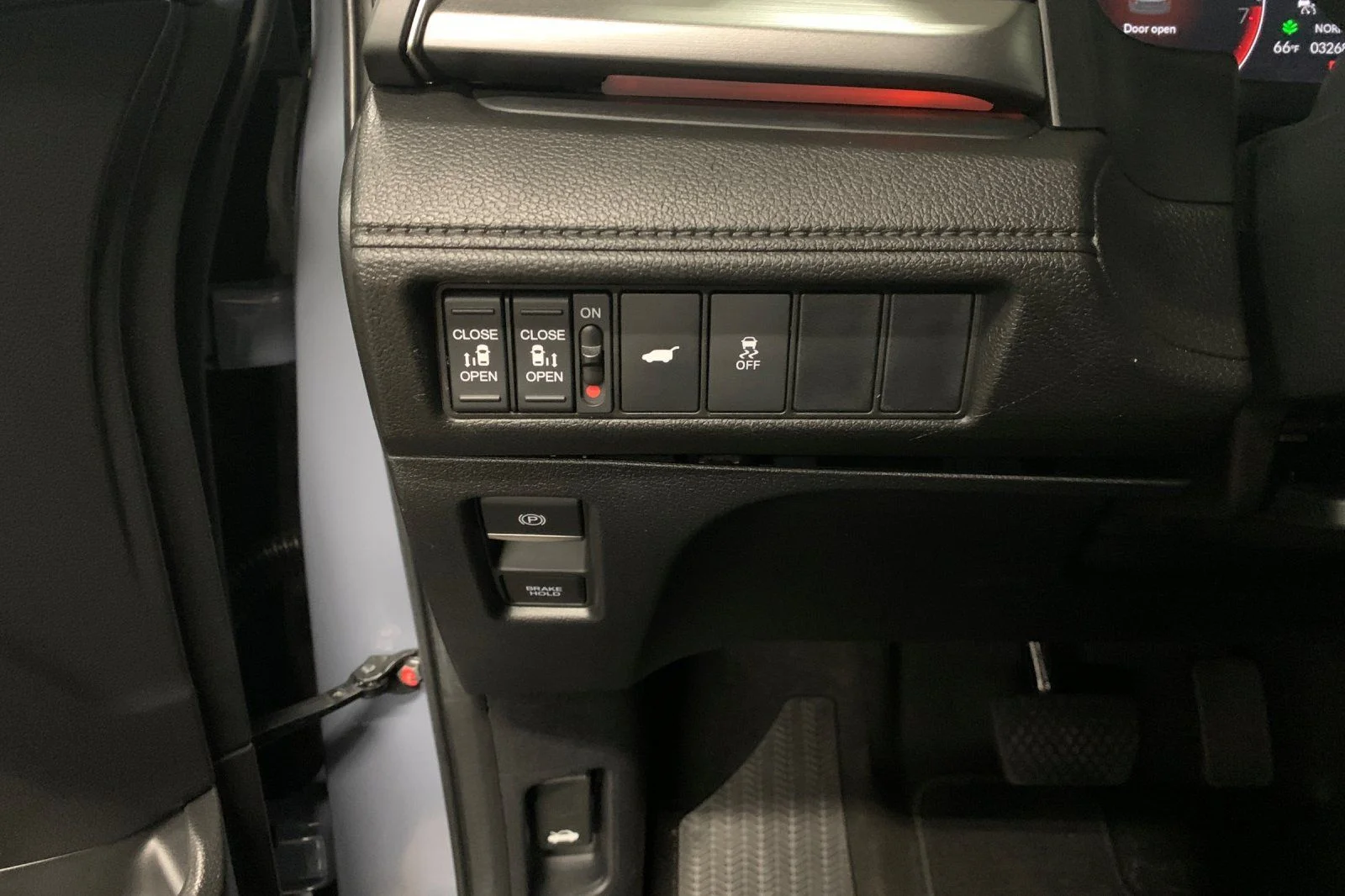 Certified Used 2025  Honda Sport-L image 32