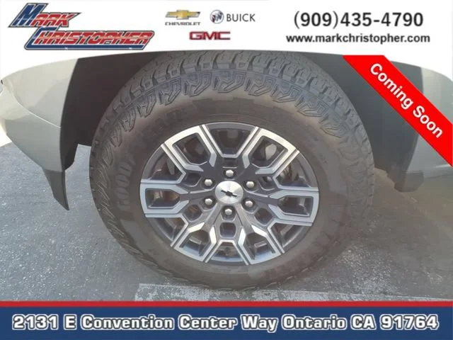 Used 2026 Sterling Gray Metallic Chevrolet Z71 image 4