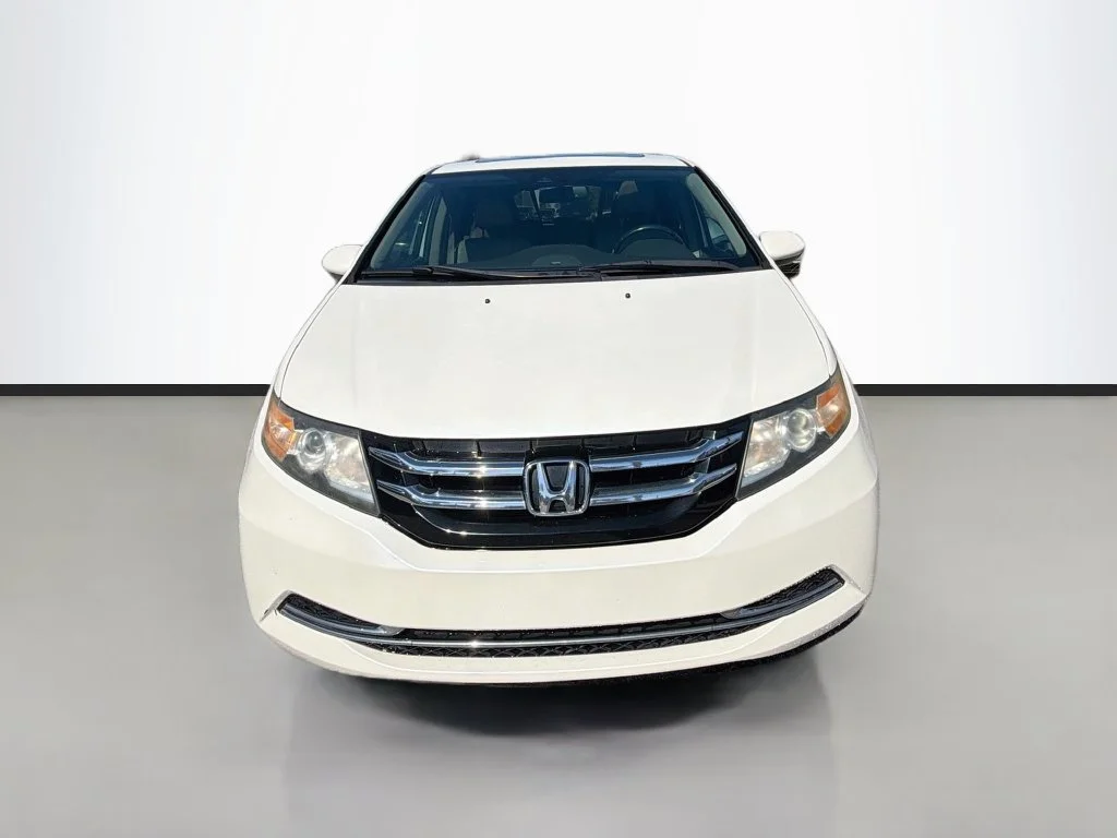 Used 2016 White Honda EX-L image 2