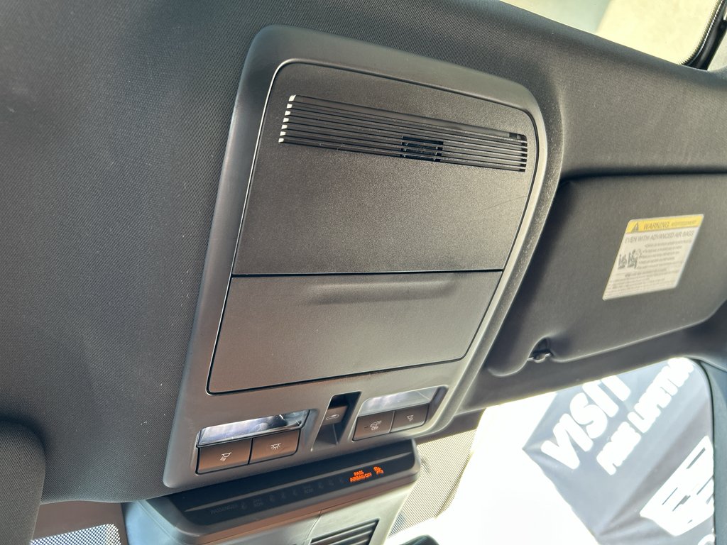 Used 2025 Platinum Quartz Mazda S Premium Plus Package image 31