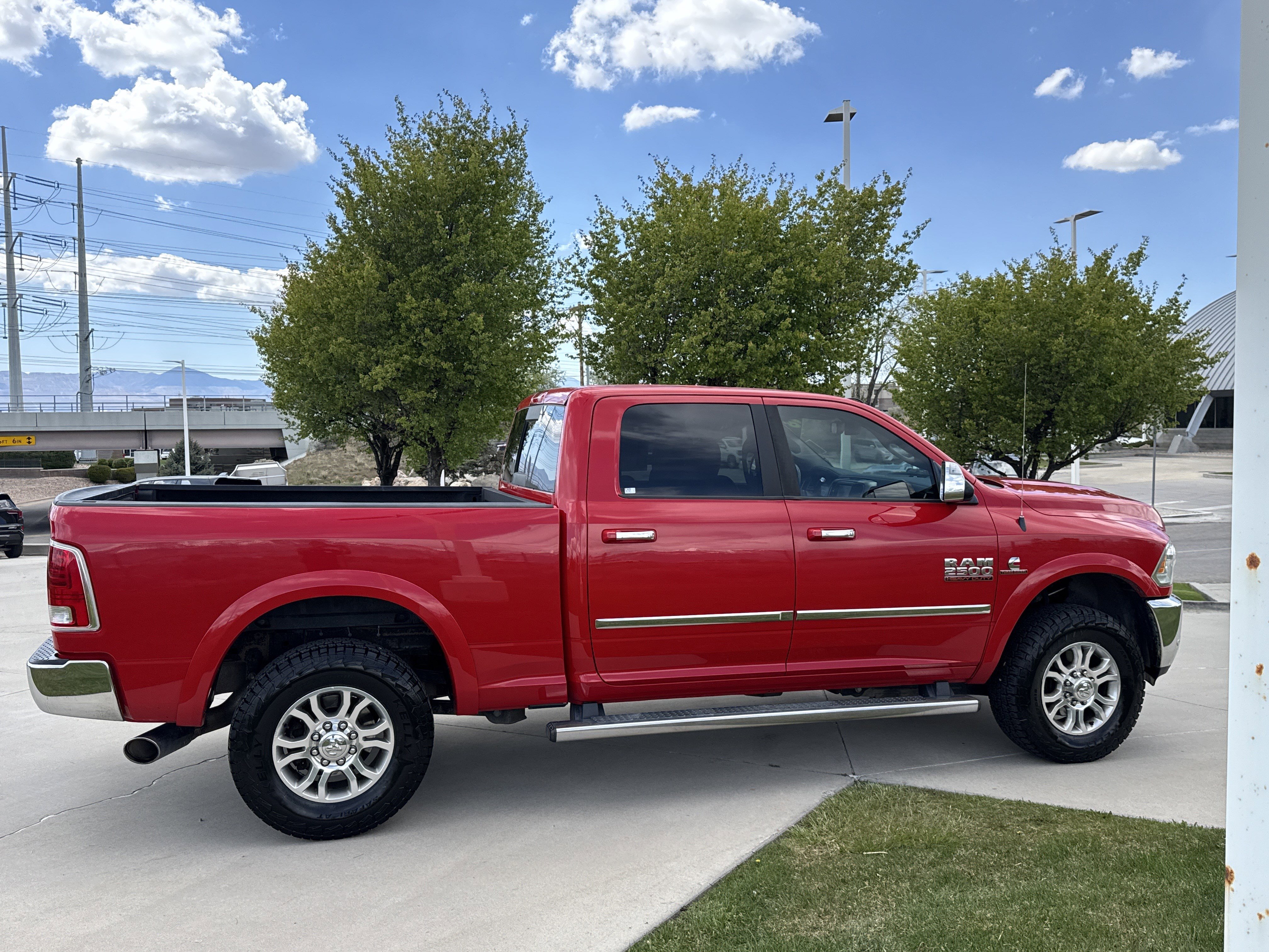 Used 2016 Flame Red Clearcoat Ram Laramie image 7