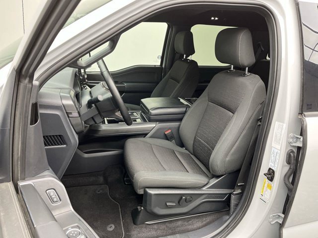 Used 2024 Avalanche Gray Ford XLT image 12