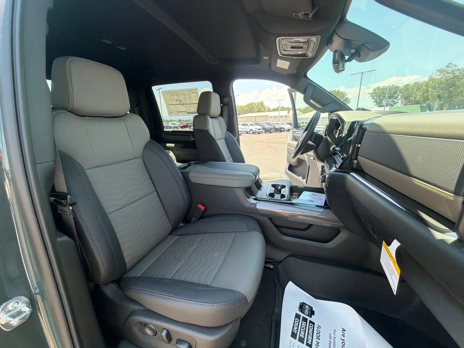 2026 Chevrolet Silverado 2500 HD ZR2 - Photo 30