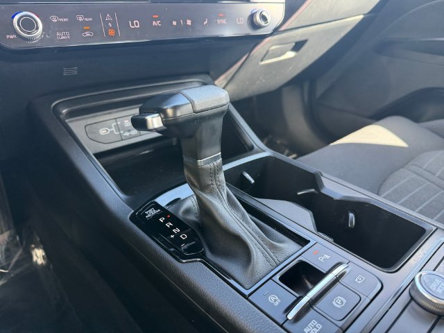 Used 2025 Gray Kia LXS image 23