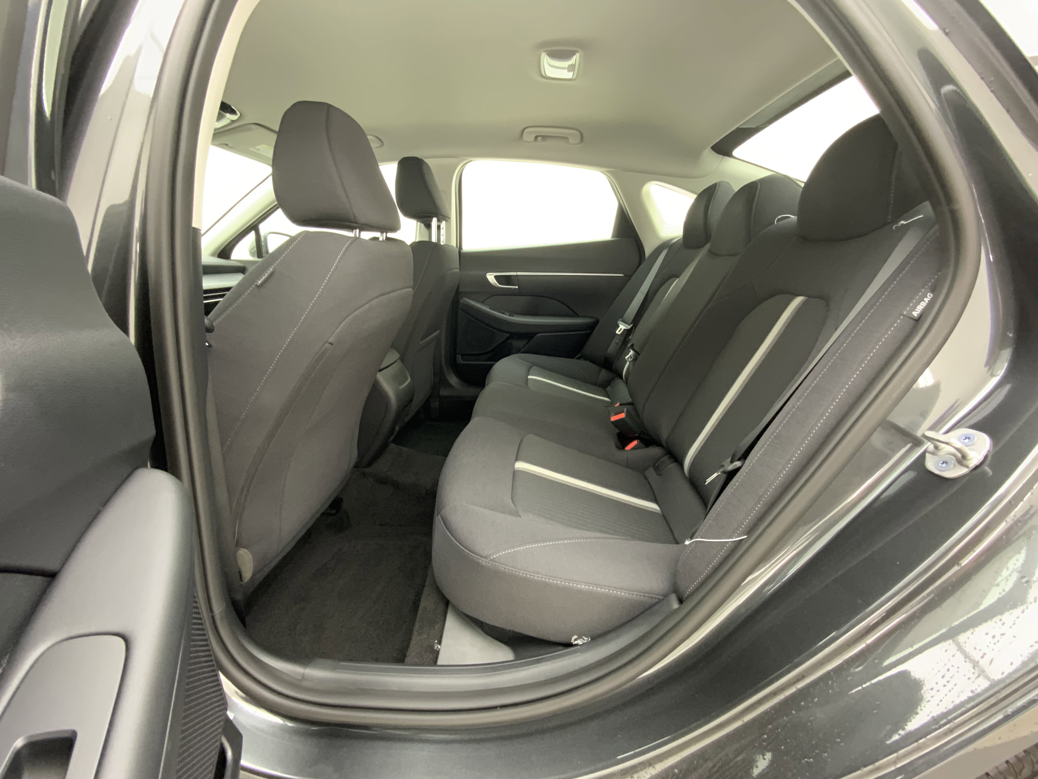 New 2026 Portofino Gray Hyundai SE image 13