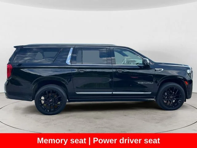 Used 2022 Black GMC Denali image 7