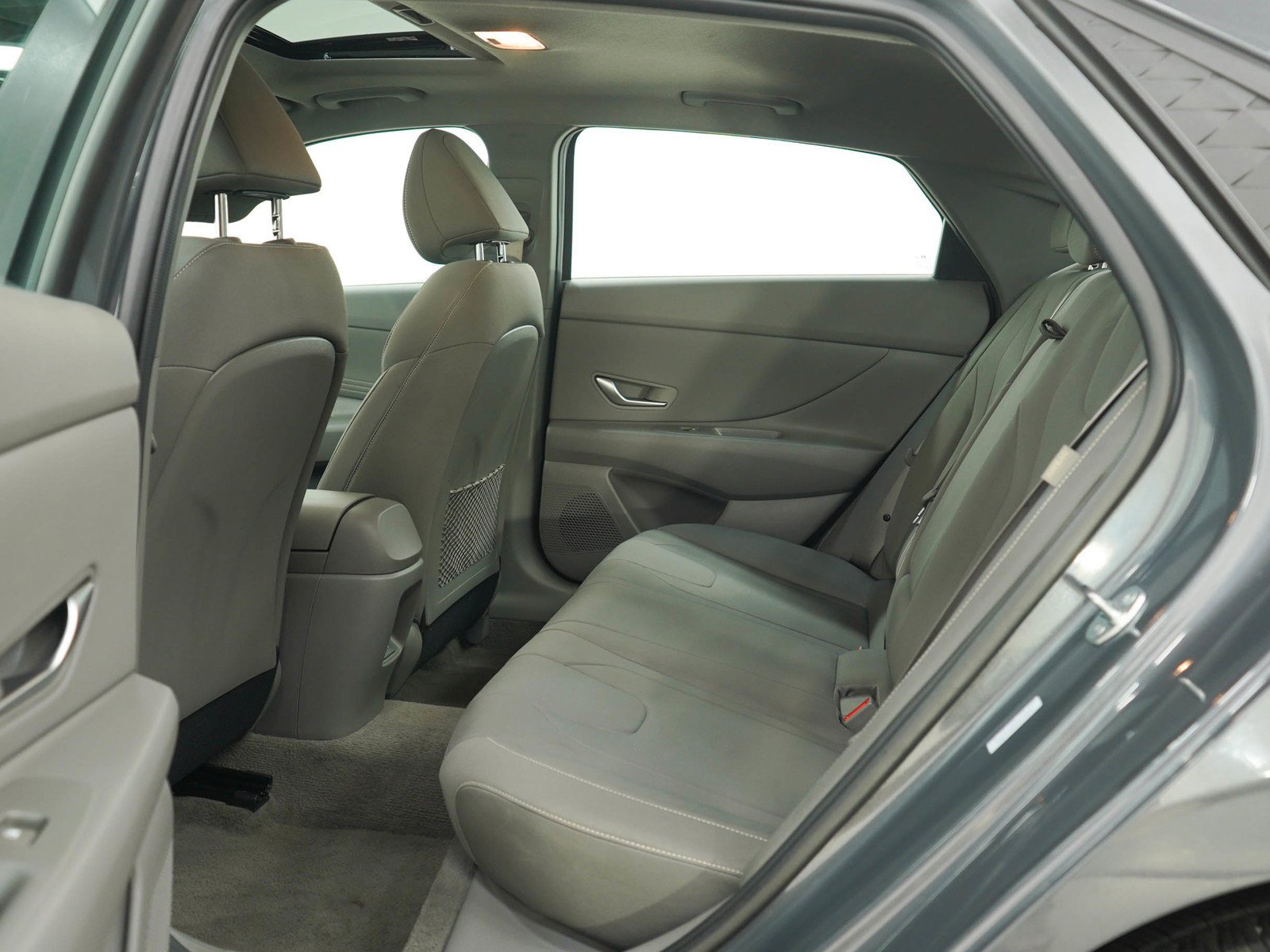 Used 2025 Ecotronic Gray Hyundai Sel Convenience image 18