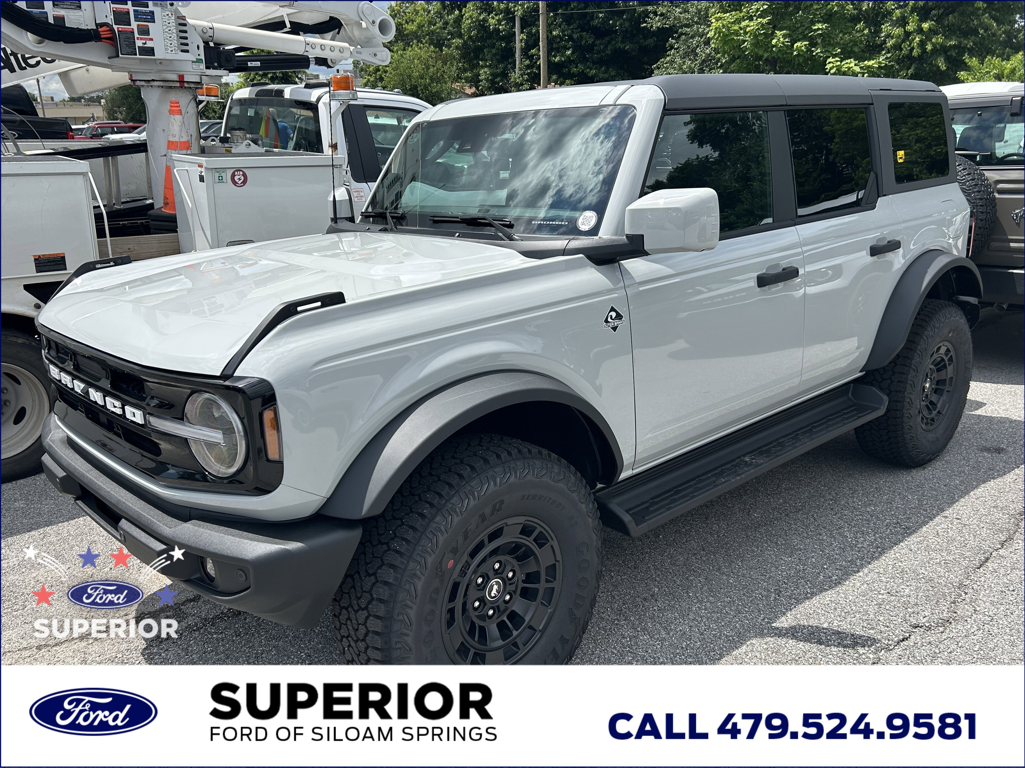 New 2026 Avalanche Gray Ford Outer Banks image 14