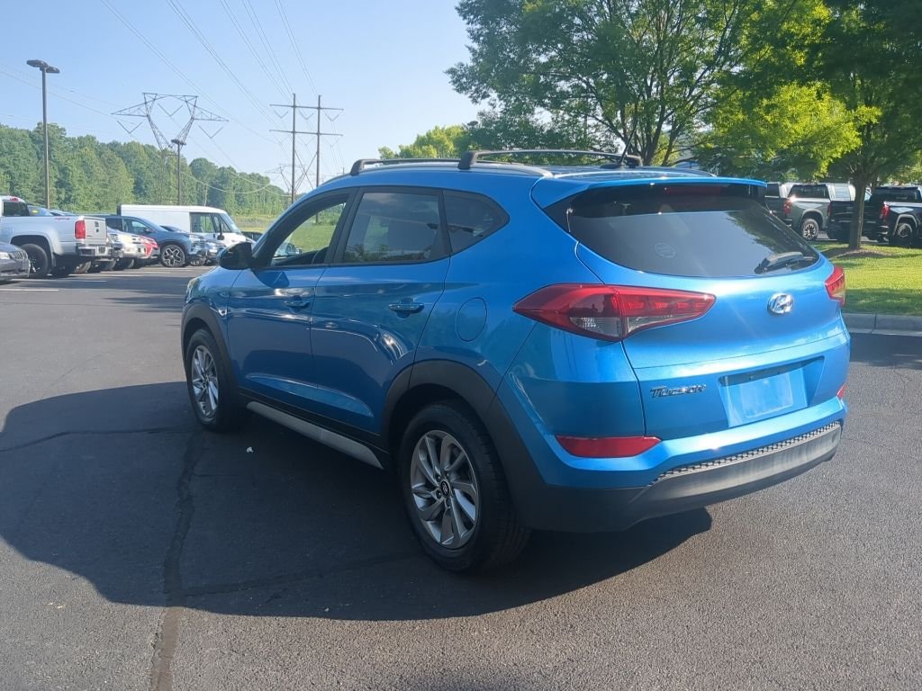 Used 2017 Blue Hyundai SE image 7
