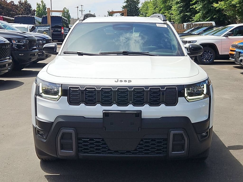 New 2026 Bright White Clear-Coat Exterior Paint Jeep Limited image 2