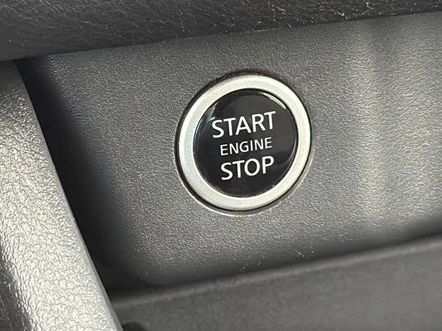 Used 2023 Silver Nissan SV image 13