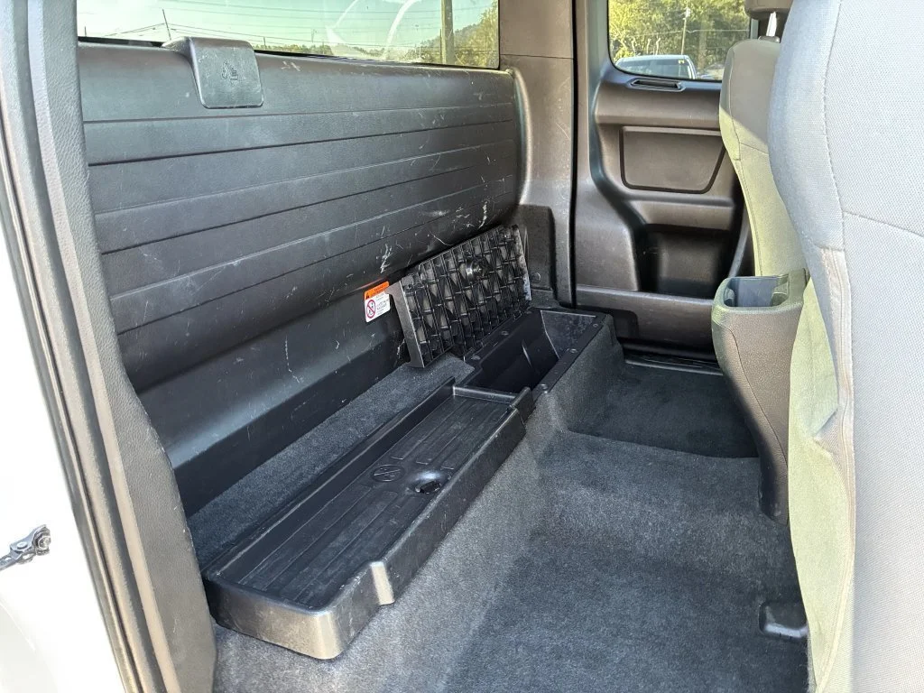 Used 2020 White Toyota SR image 22