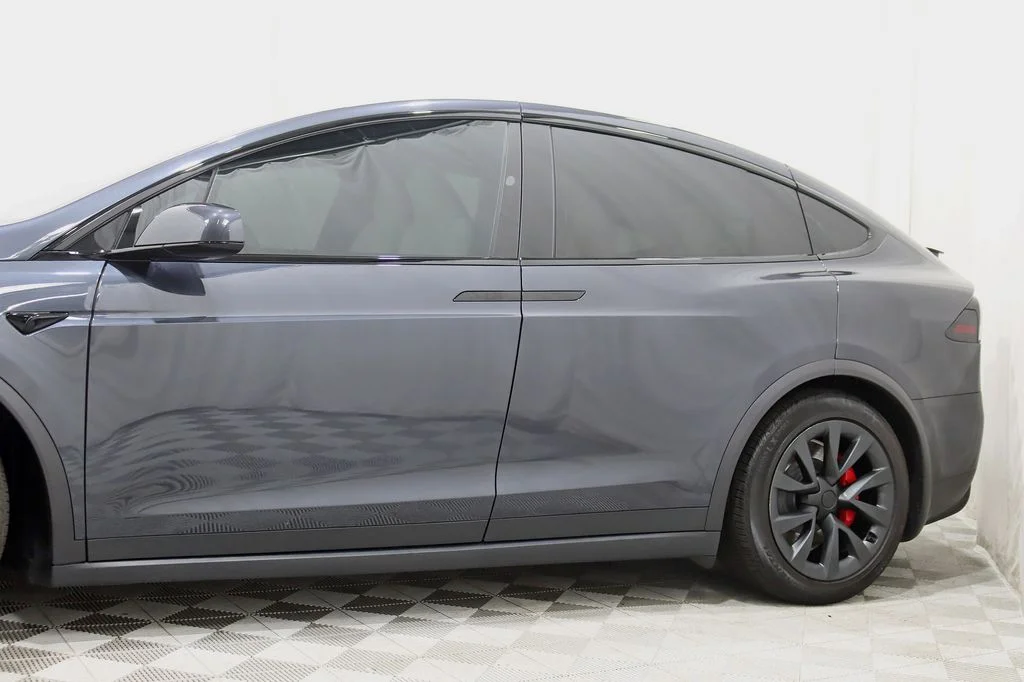 Used 2024 Black Tesla Plaid image 3