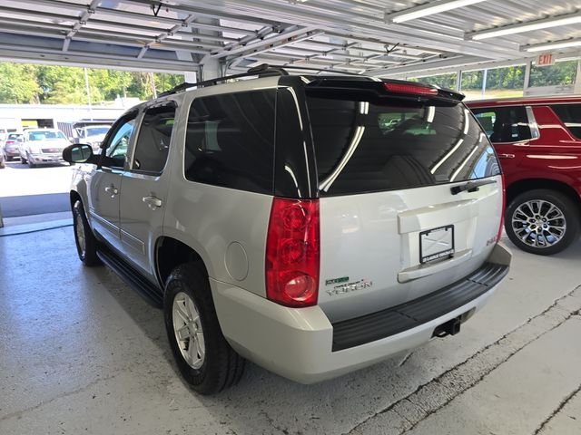 Used 2011 Silver GMC SLE image 3