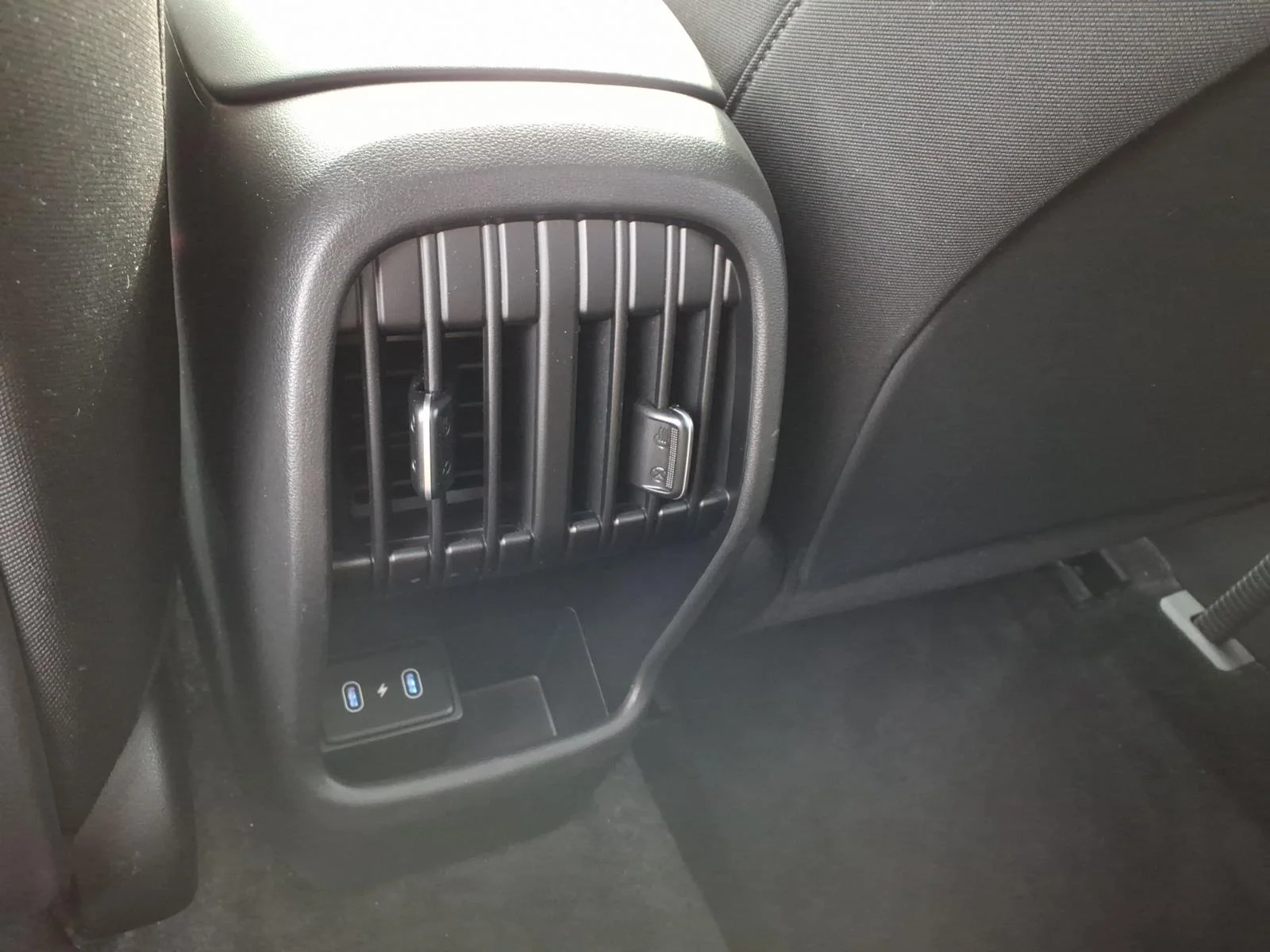 Used 2025 Soultronic Orange Pearl Hyundai SEL Convenience image 4