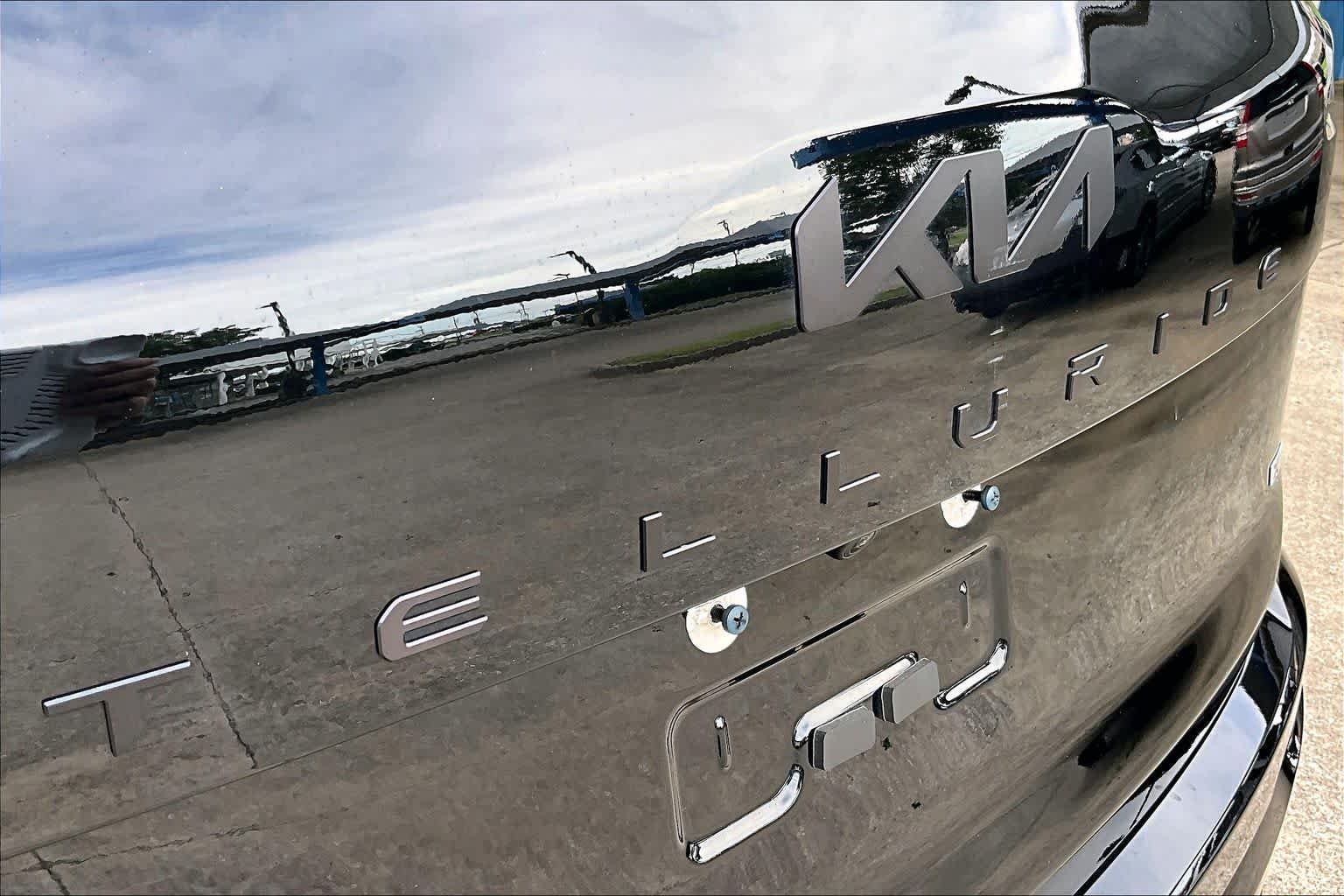 Used 2025 Ebony Black Kia SX-Prestige X-Line image 31