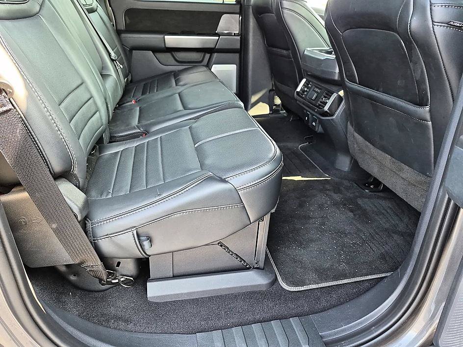 Used 2023 Gray Metallic Ford Platinum image 36