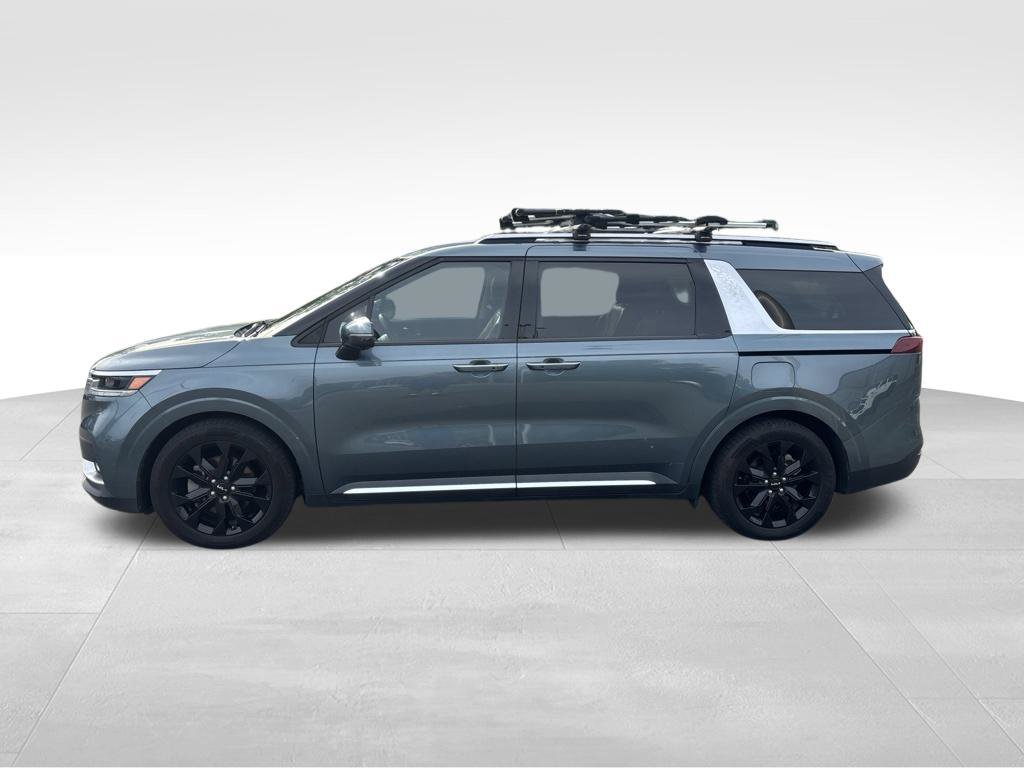 2022 Kia Carnival SX