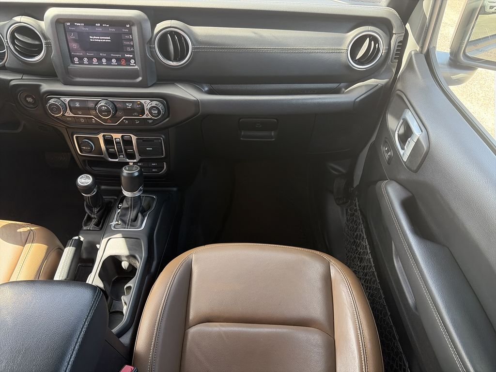 Used 2021 Gray Jeep Unlimited Sahara image 16