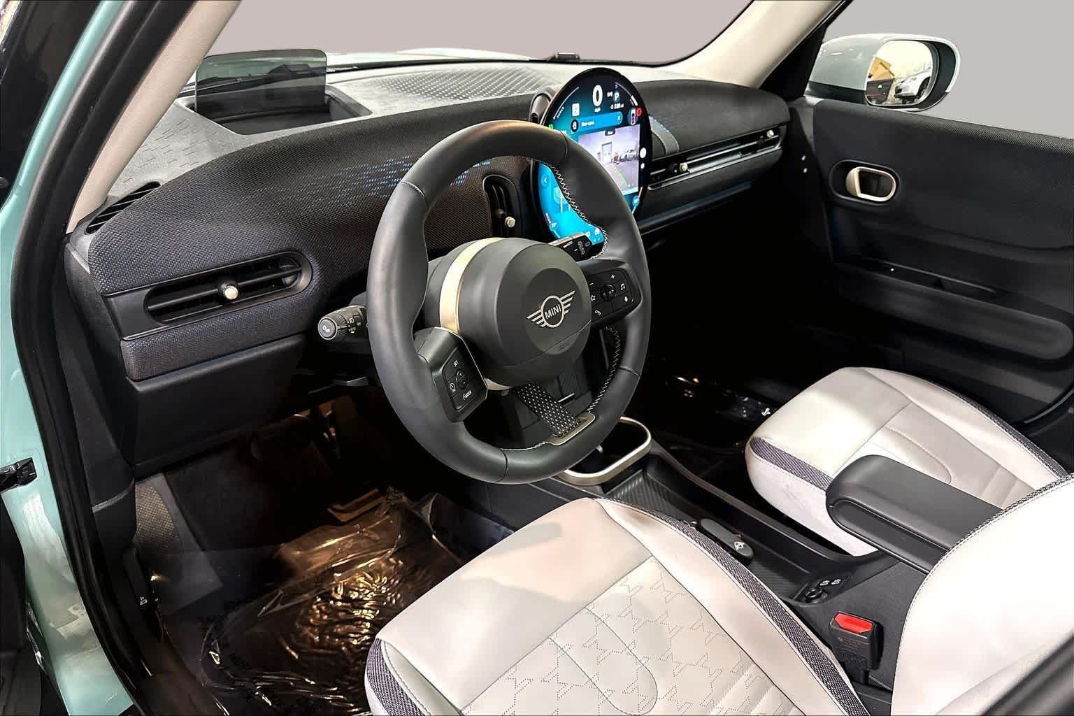 Used 2025 Ocean Wave Green Metallic MINI Cooper S image 18