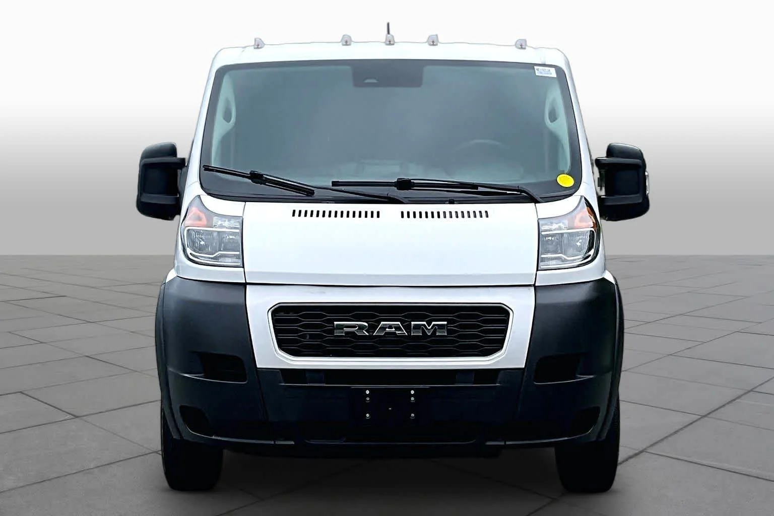 Used 2022 Bright White Clearcoat Ram  image 4