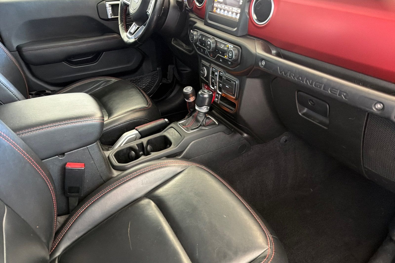 Used 2021 Black Jeep Unlimited Rubicon image 17