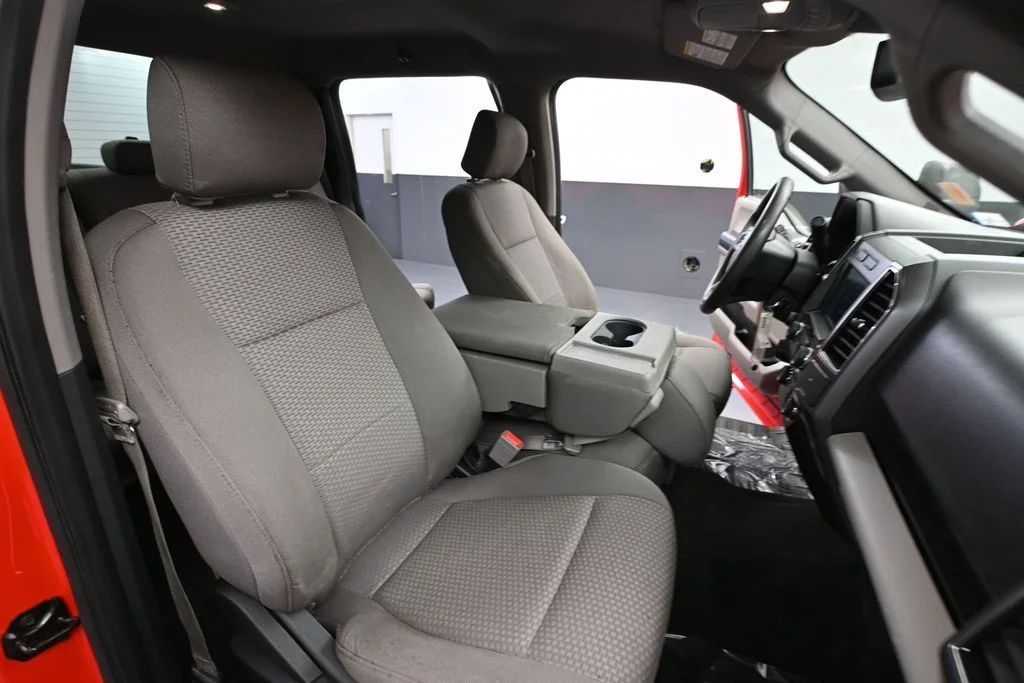Used 2020 Red Ford XLT image 35