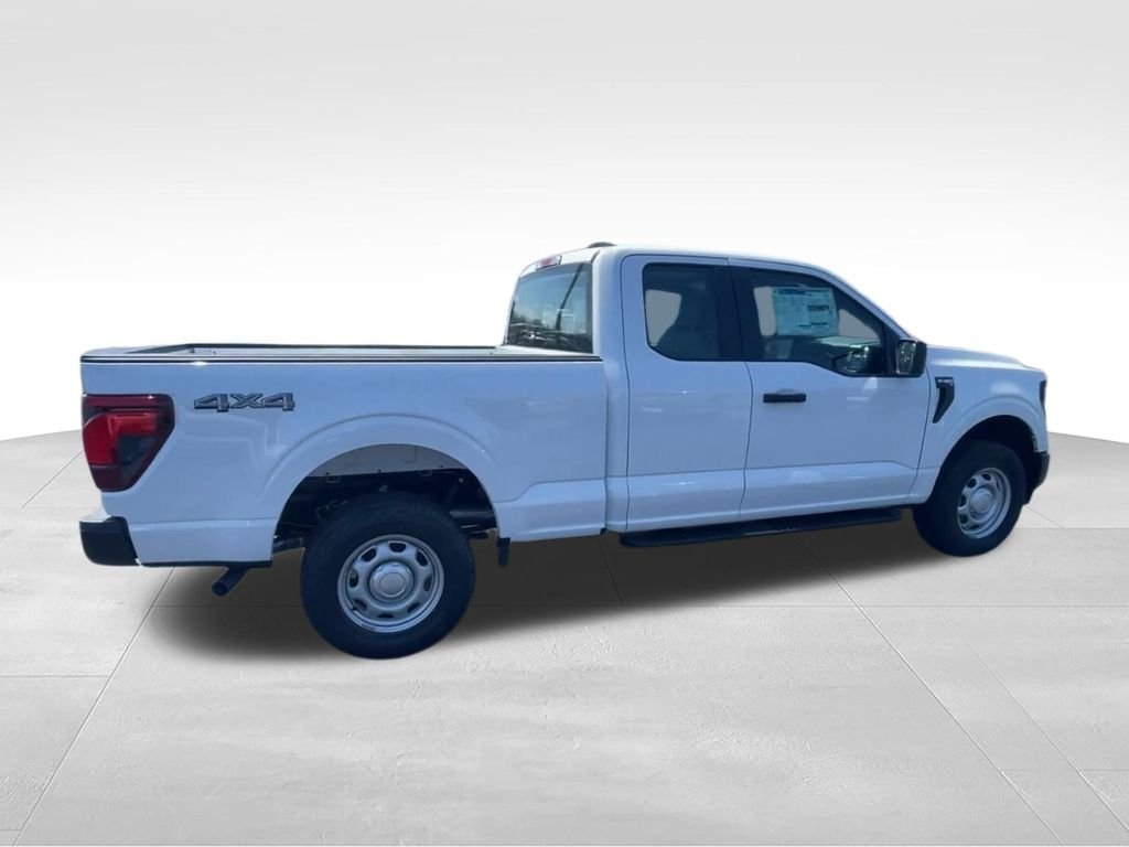 Used 2024 White Ford XL image 8