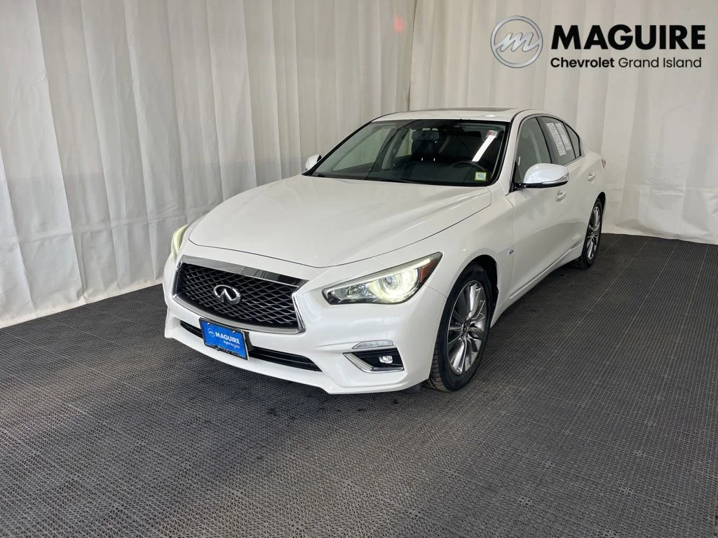 2018 INFINITI Q50 LUXE