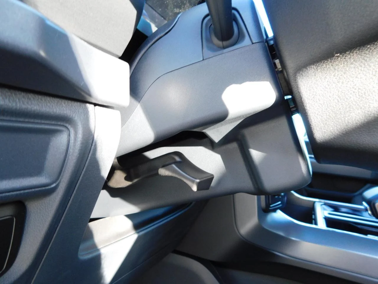 New 2026 Agate Black Metallic Ford XLT image 31