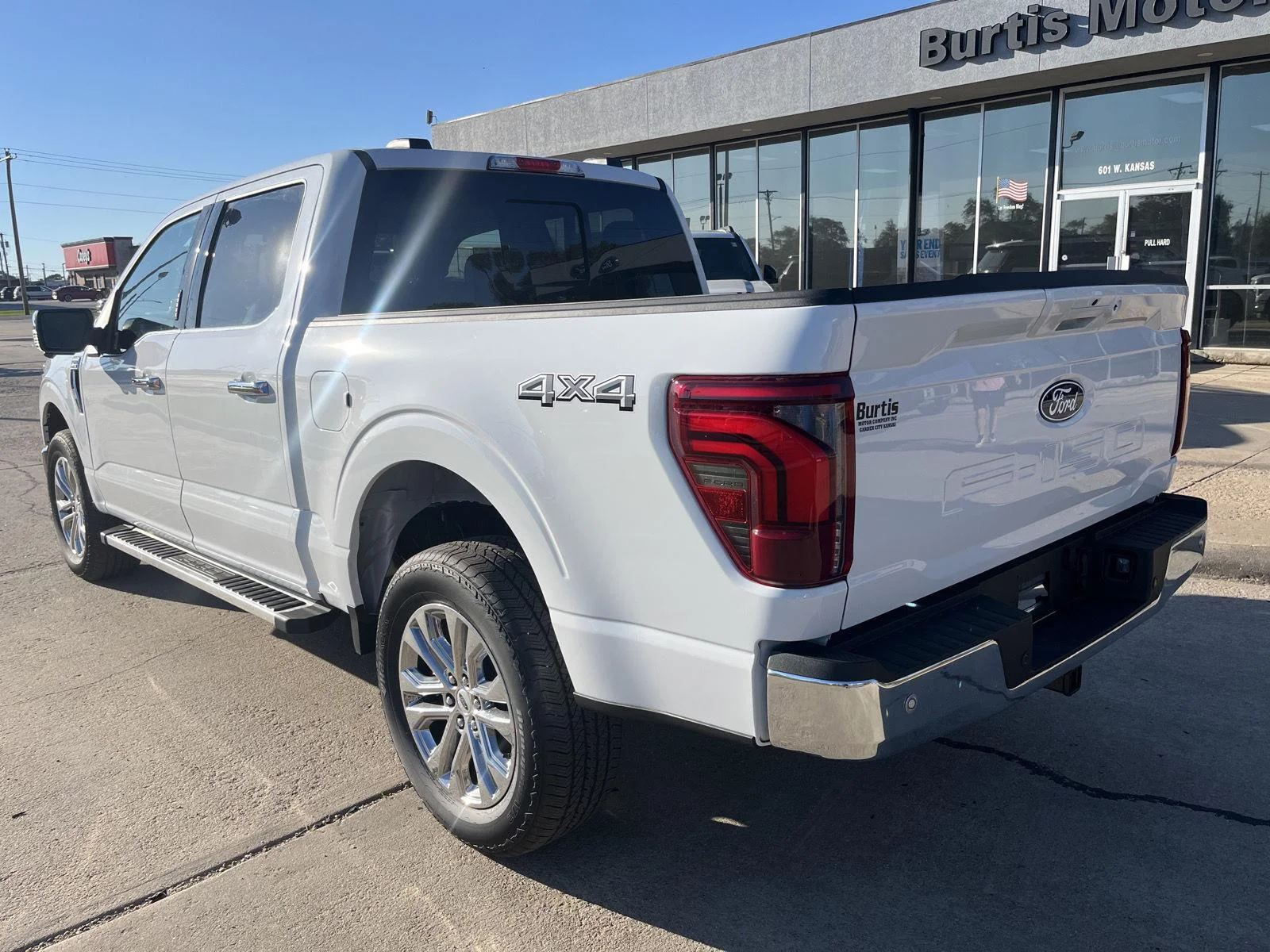 New 2026 Oxford White Ford LARIAT image 6