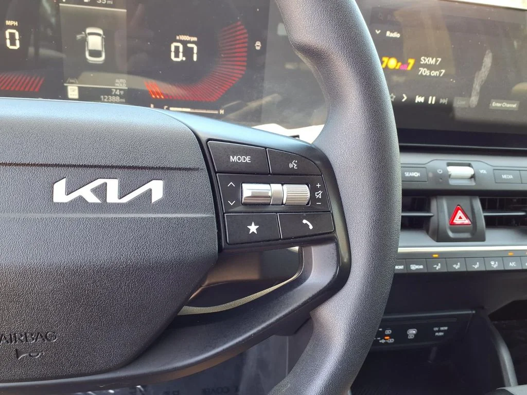 Certified Used 2025 Gray Kia LXS image 18