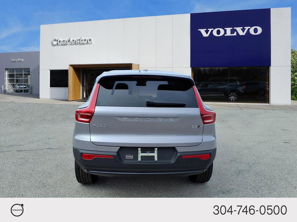 New 2026 Aurora Silver Volvo Core image 4