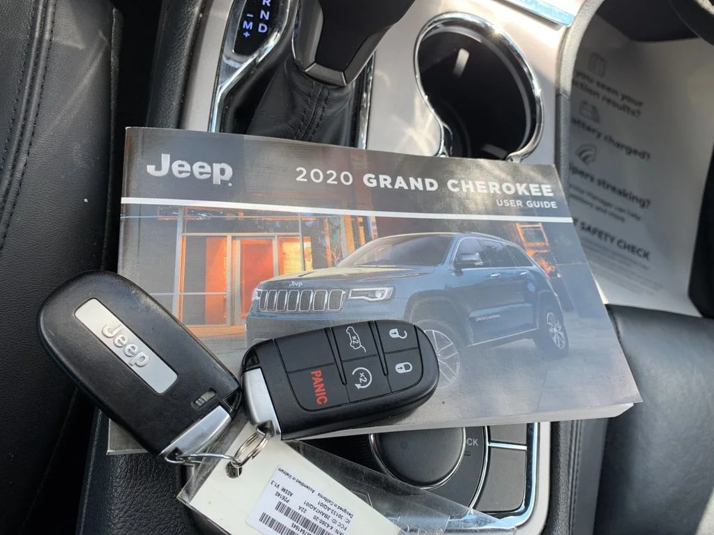 Used 2020 Black Jeep Limited image 9