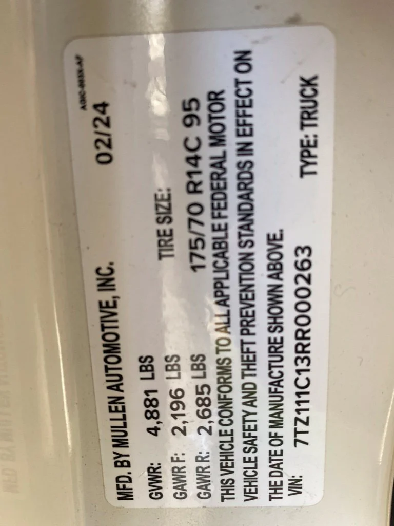 Used 2024 White MULLEN  image 29