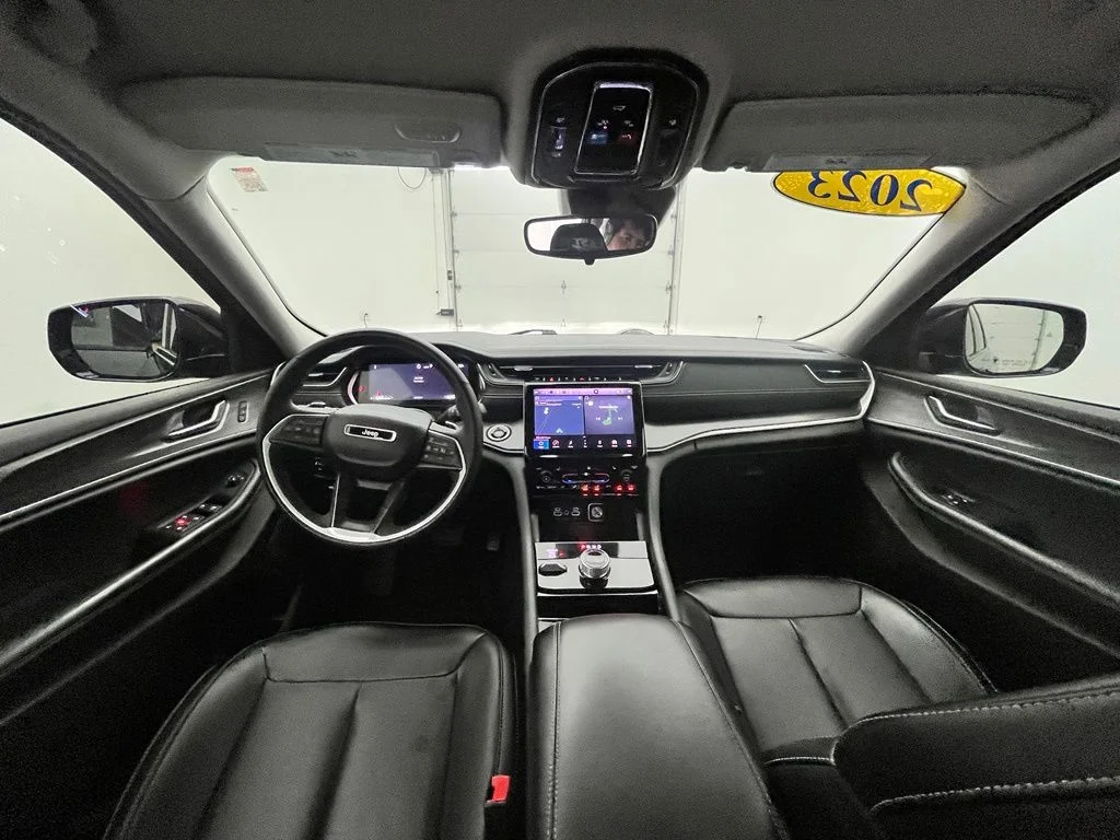 Used 2023 Black Jeep Limited image 4