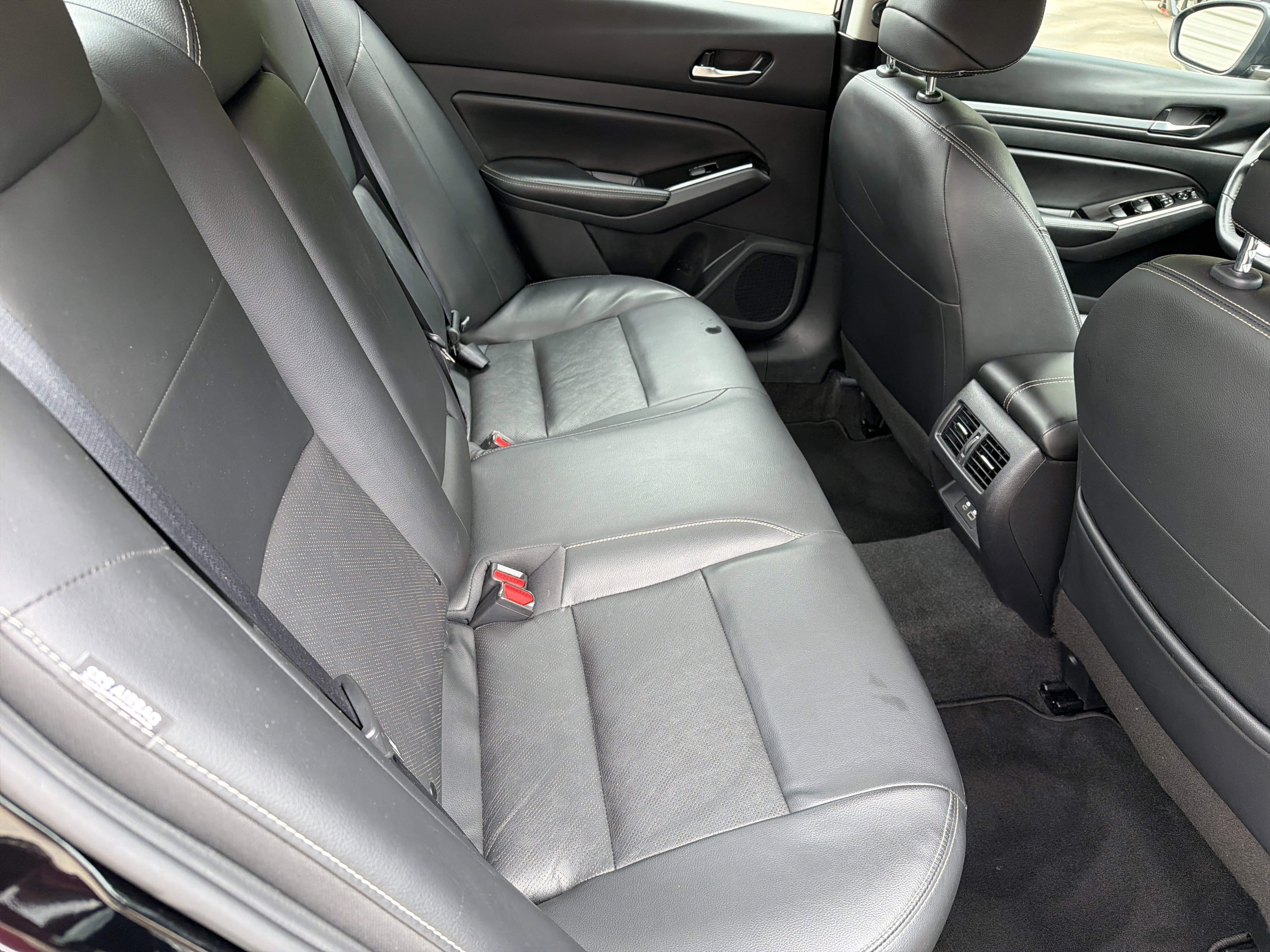 Used 2024 Super Black Nissan 2.5 SL image 16